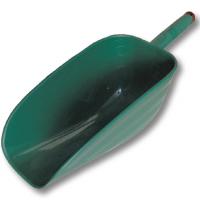 PLASTIC FEED SCOOP