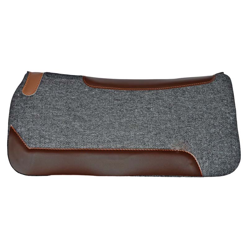 Western felt saddle pad with ventilation holes