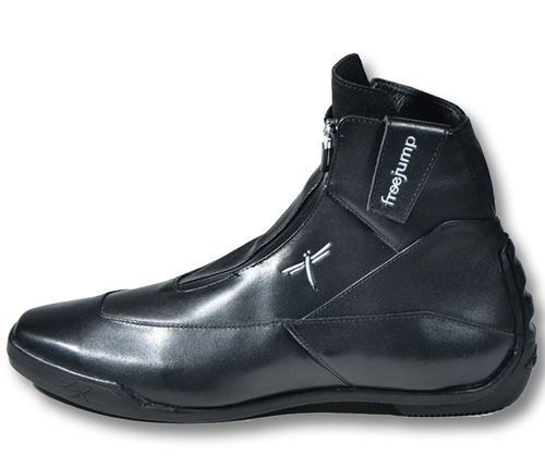 freejump canvas boots