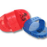 HAAS ADJUSTABLE PLASTIC CURRY COMB WITH MEDIUM BRISTLES