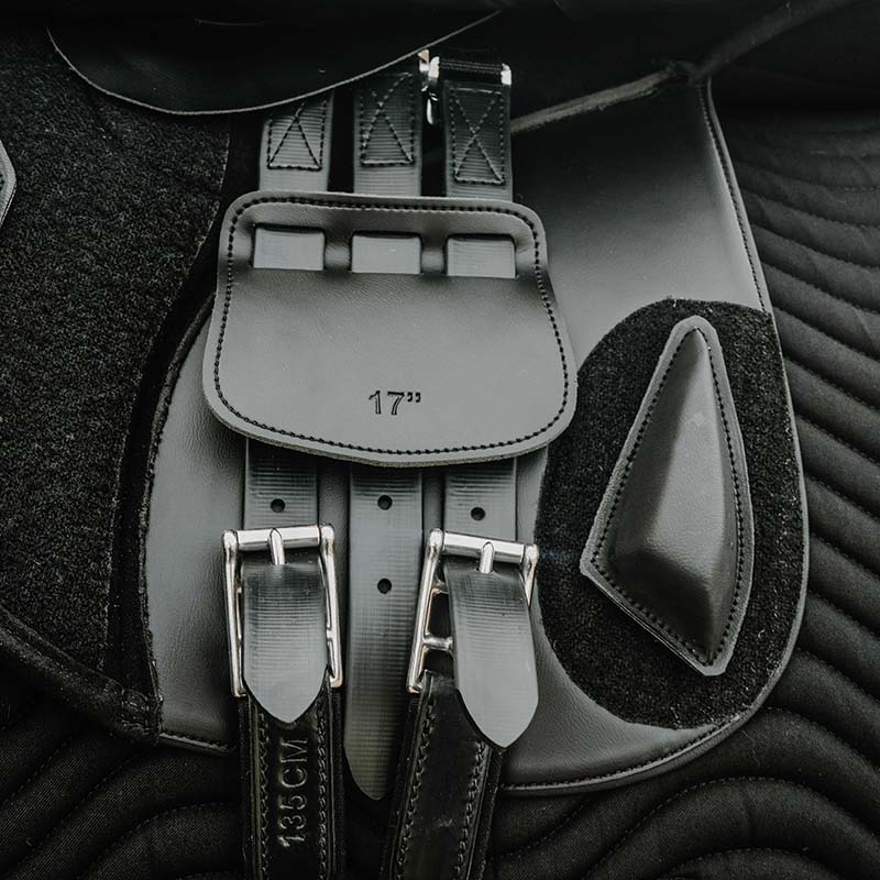 Jumping Saddle NORTON Rexine Progress Close Contact - with interchangeable gullet - 2700